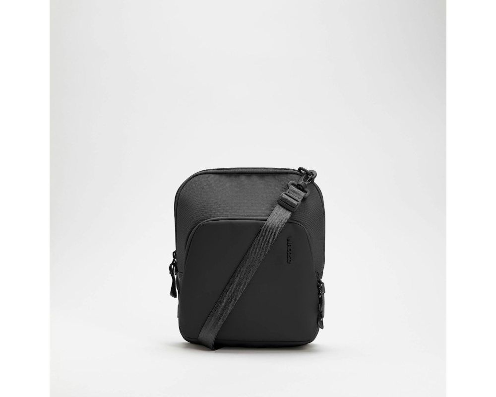 Incase A.R.C. Crossbody Väska - Svart