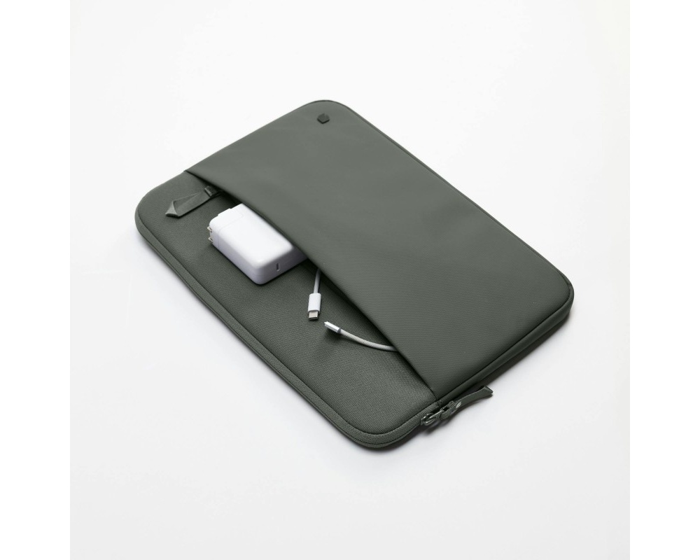 Incase A.R.C. Sleeve till 14" Laptop Murgröna